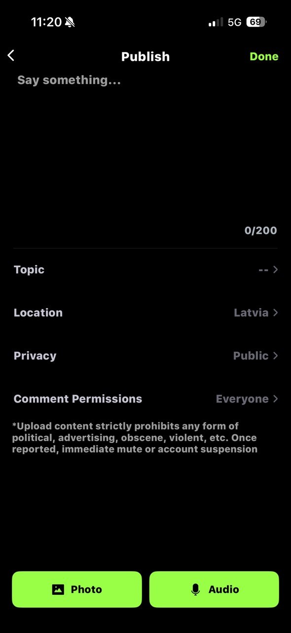 publish-form.jpg - Форма публикации с полями Topic, Location, Privacy